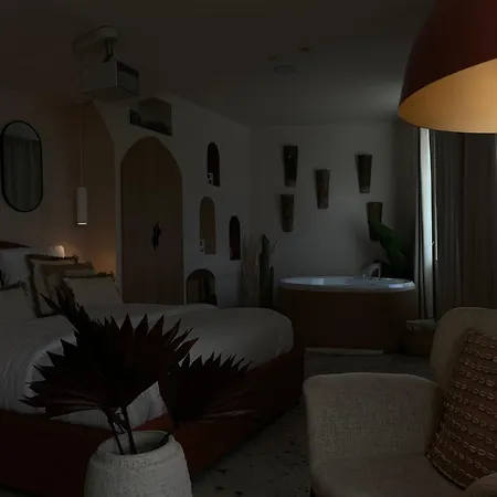 아파트 Strasbourg, Ibiza, Balneo & Sauna *
