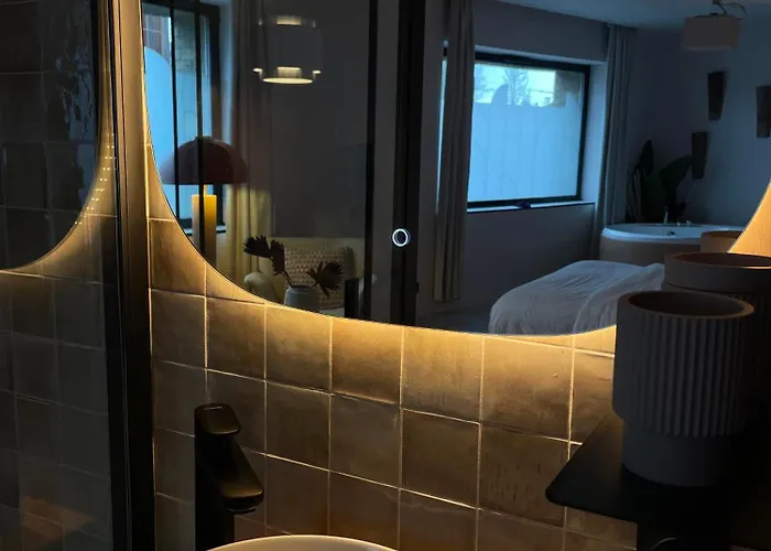 Strasbourg, Sauna, Spa, Ibiza, Evasion Romantique Et Sensuelle Strazburg