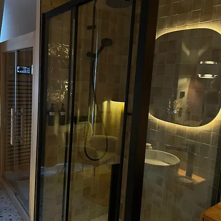 Strasbourg, Sauna, Spa, Ibiza, Evasion Romantique Et Sensuelle 아파트 *